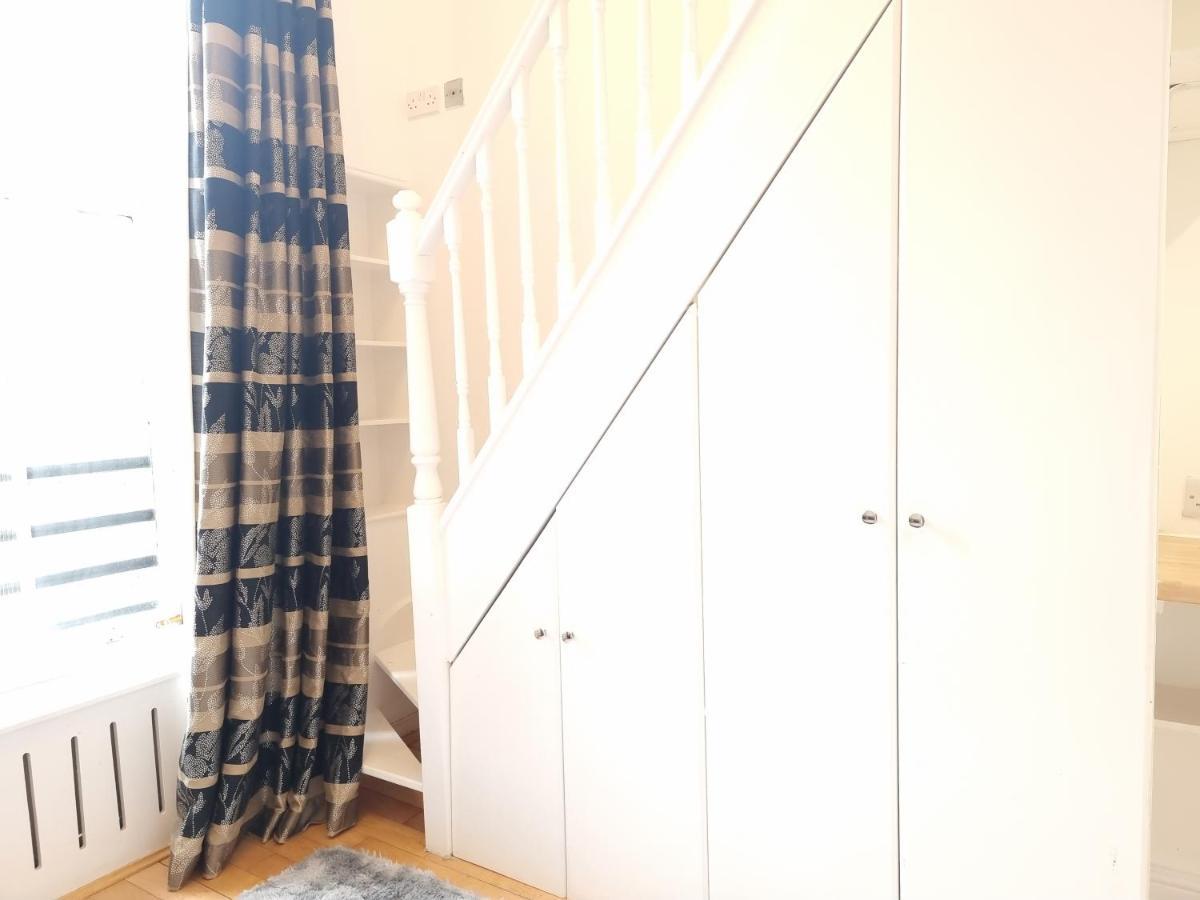 Ferienwohnung F8-Mezzanine 1St Floor Flat Fits 3 Near Paddington London Exterior foto